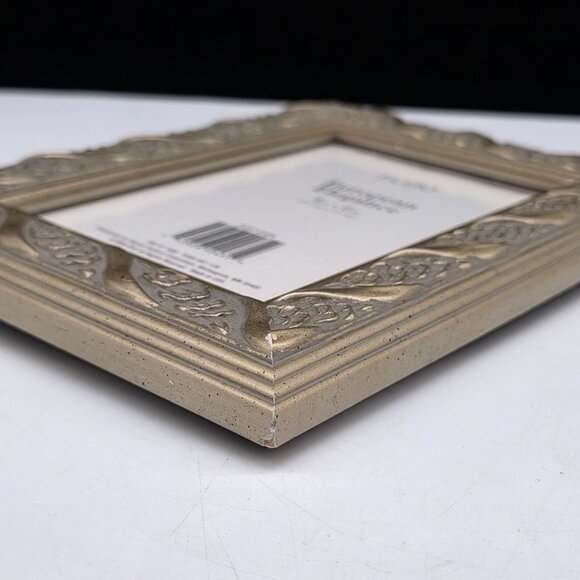 Furio Home European Elegance 4"x6" Photo Frame Ornate Design - Picture 9 of 10
